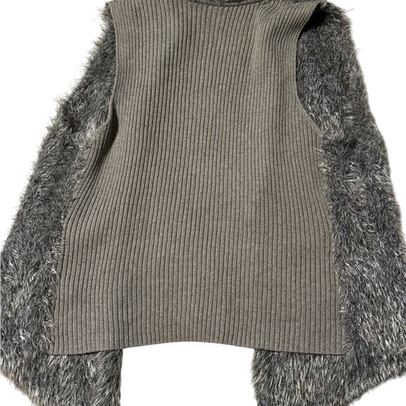 CAbi Mohair Alpaca Vest Womens M Open Front Vest Boho Glam Mob Wife Layering‎ - Picture 5 of 5